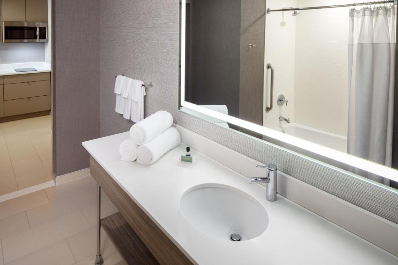 Springhill Suites By Marriott New York Jfk Airport Jamaica Eksteriør bilde