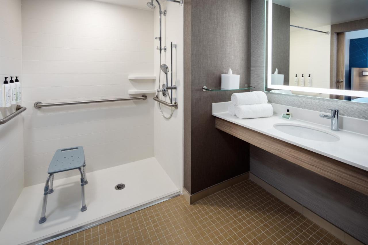 Springhill Suites By Marriott New York Jfk Airport Jamaica Eksteriør bilde