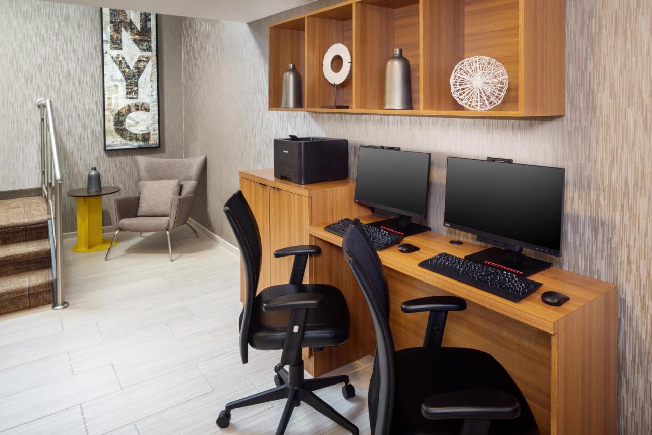 Springhill Suites By Marriott New York Jfk Airport Jamaica Eksteriør bilde